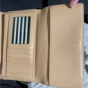 Kate Spade Purse with hand strap and cross body strap and matching wallet